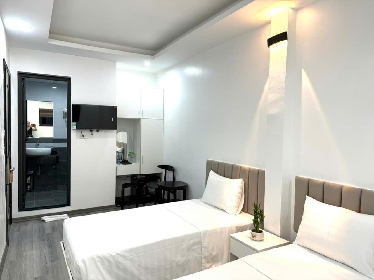 The Queen Hotel & Spa 2 Ханой Экстерьер фото
