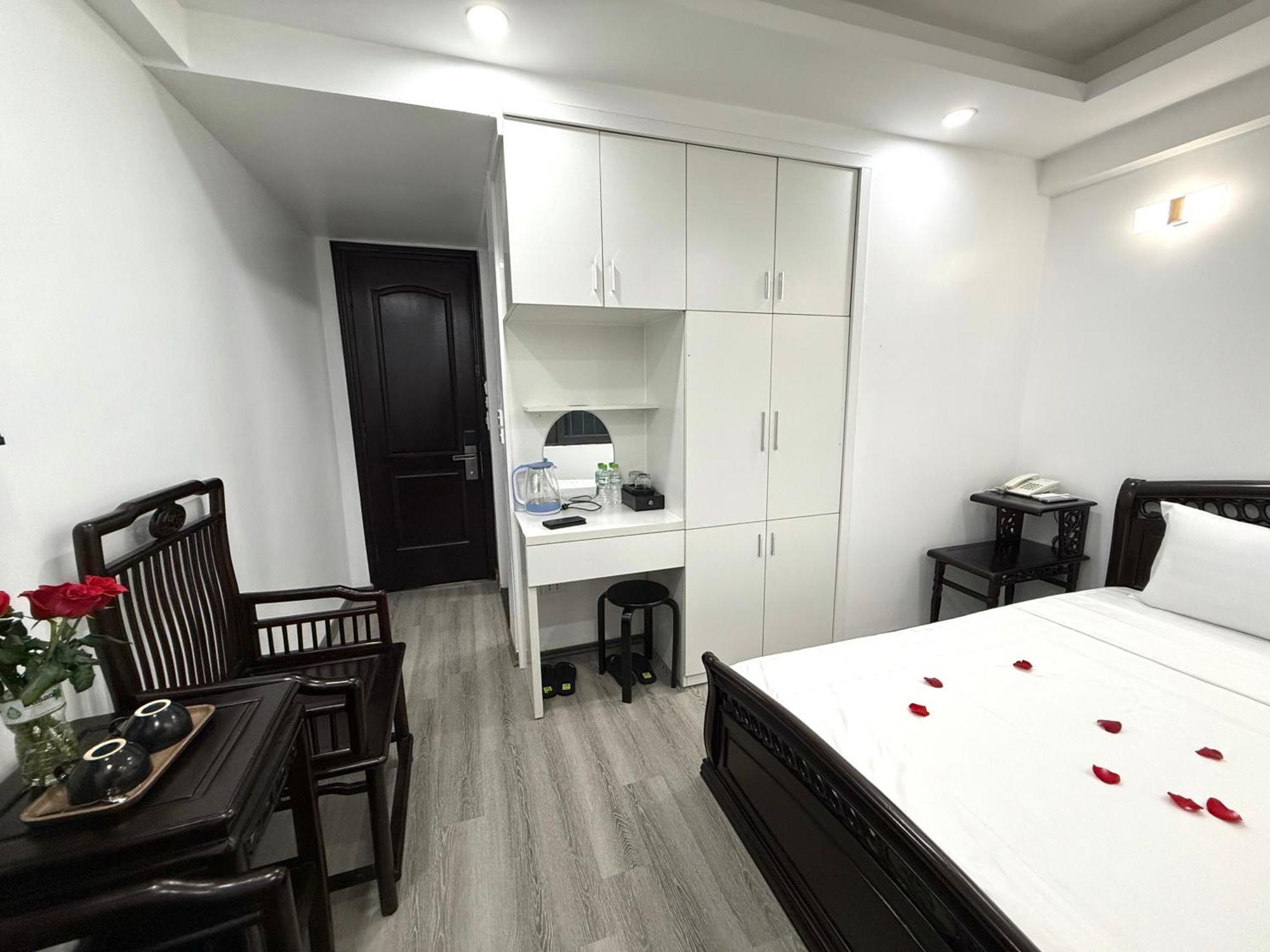 The Queen Hotel & Spa 2 Ханой Экстерьер фото